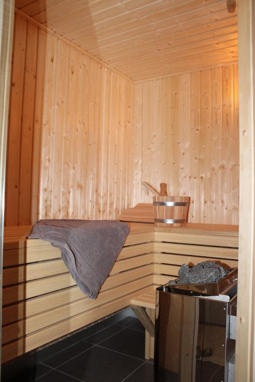 Fischer'S Ferienhaus Ruegen Mit Sauna Und Kamin Ummanz Oda fotoğraf